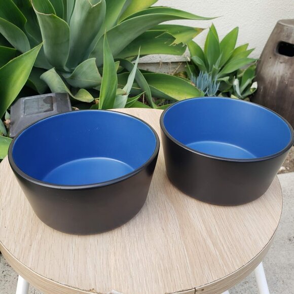 NEW Stone Lain 2 Bowls Stoneware Dinnerware Set Blue and Black Dishwasher and Mi - Picture 1 of 9